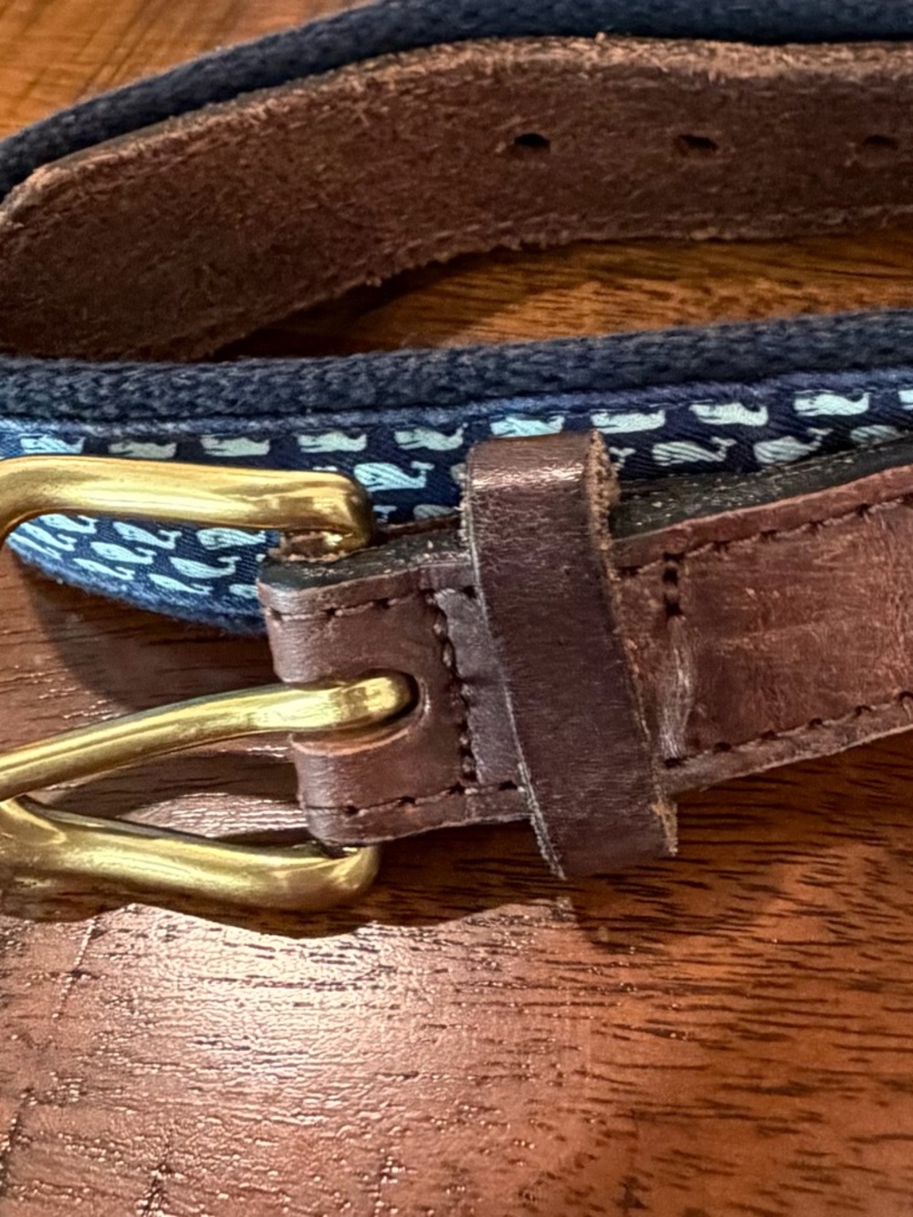Vineyard Vines Navy Whale-Patterned Fabric Belt with Brown Leather Trim size 28